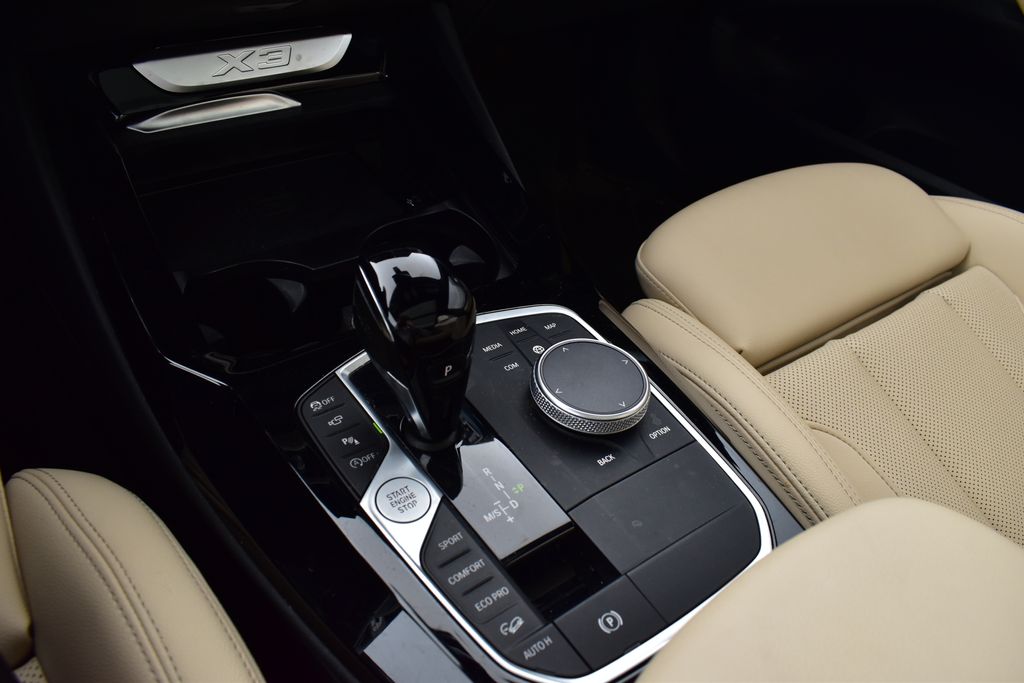 Thumbnail: 2023 BMW X3 - 21