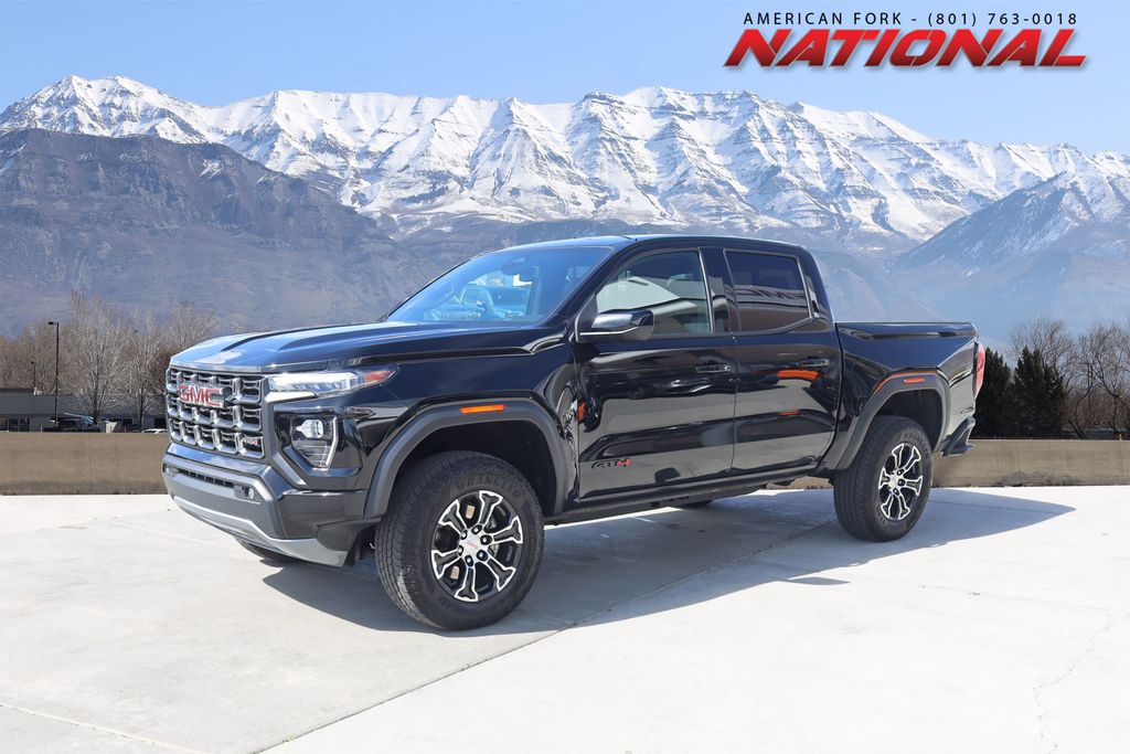 Onyx Black 2025 GMC Canyon AT4 Crew Cab 4WD Pickup Truck Four-Wheel Drive 8-Speed Automatic