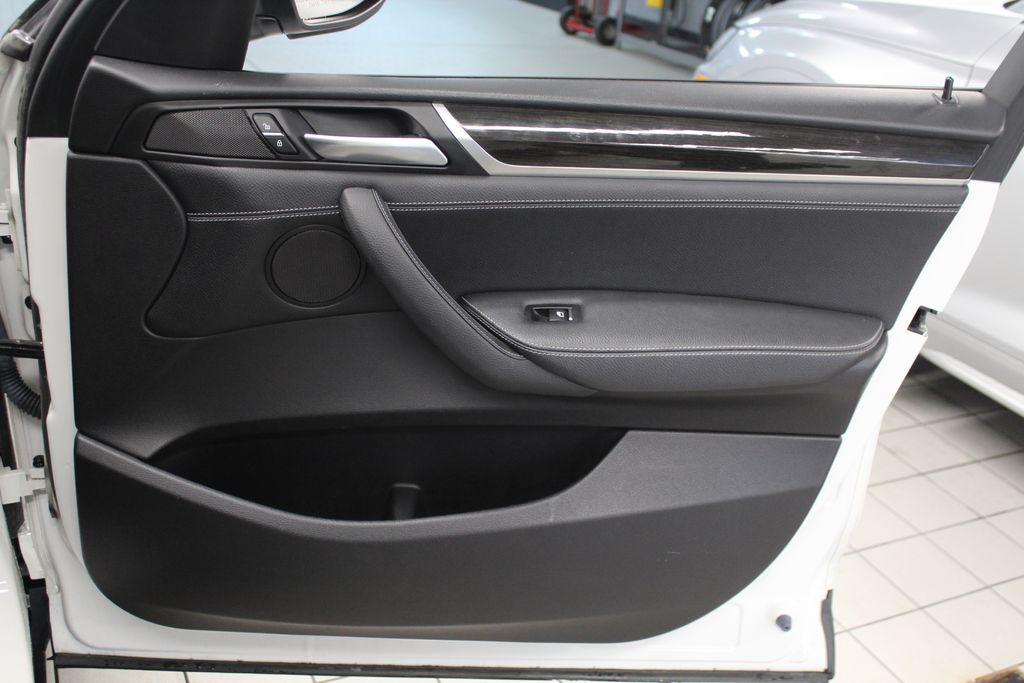 Thumbnail: 2017 BMW X3 - 26