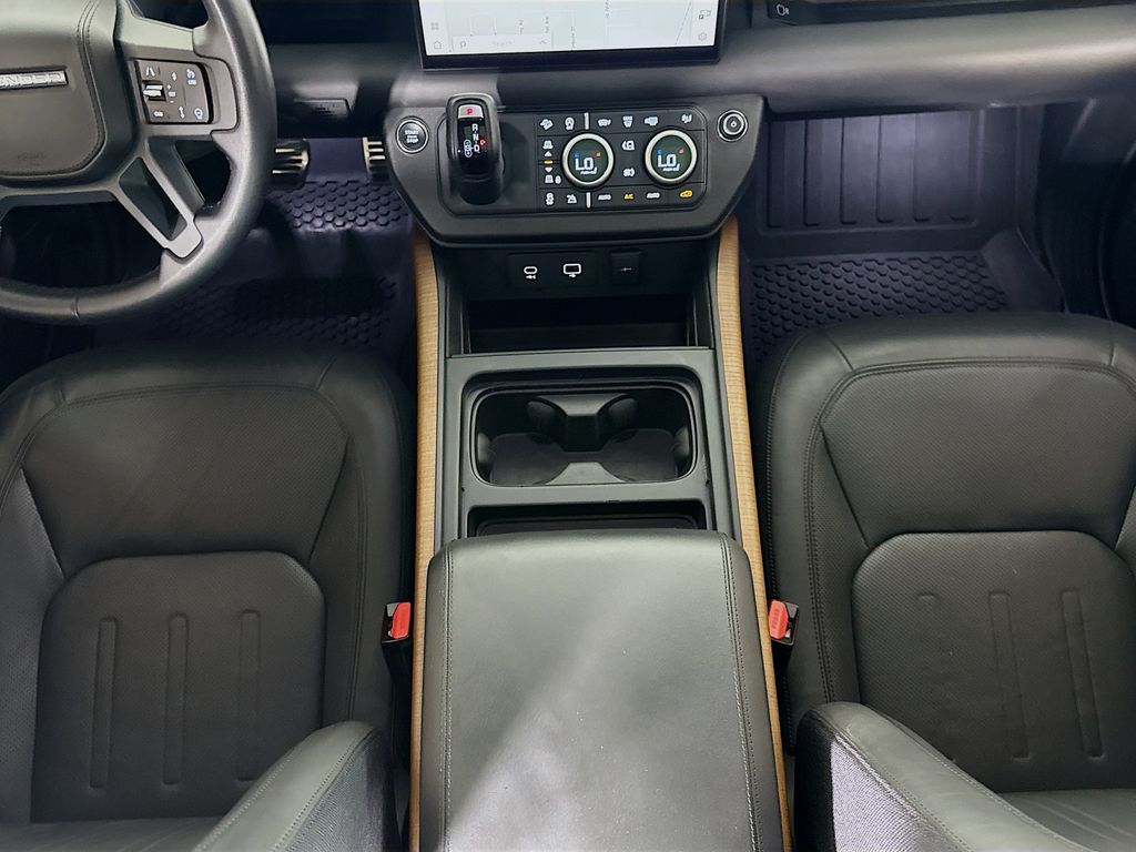 Thumbnail: 2023 Land Rover Defender - 17