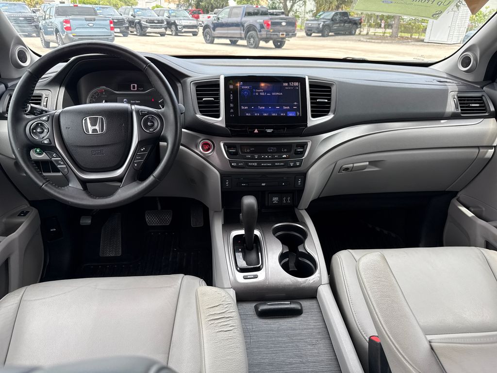 Used 2016  Honda EX-L image 5