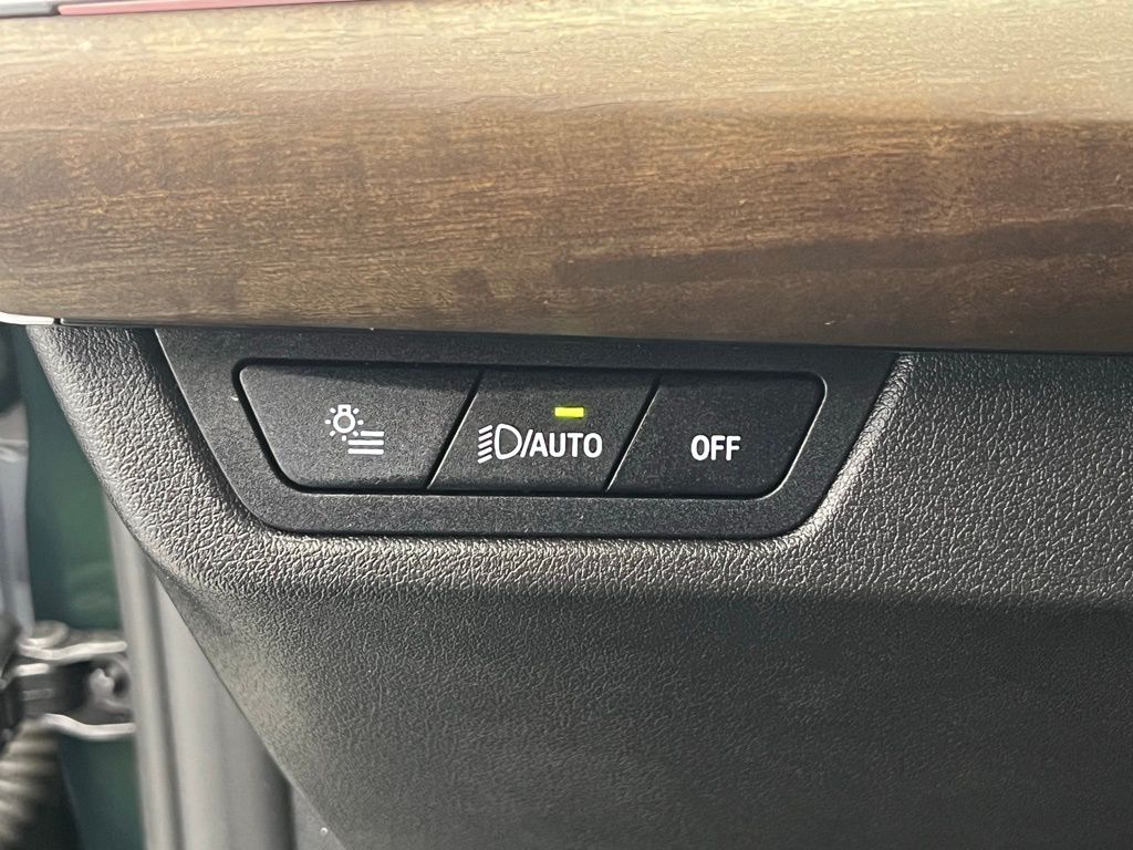 Thumbnail: 2025 BMW X1 - 19