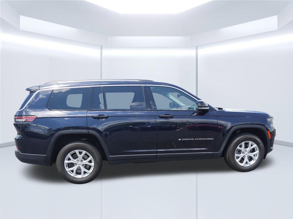 Thumbnail: 2024 Jeep Grand Cherokee L - 6