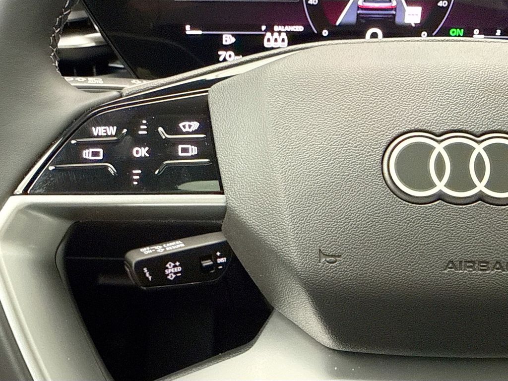 Thumbnail: 2025 Audi Q5 - 11