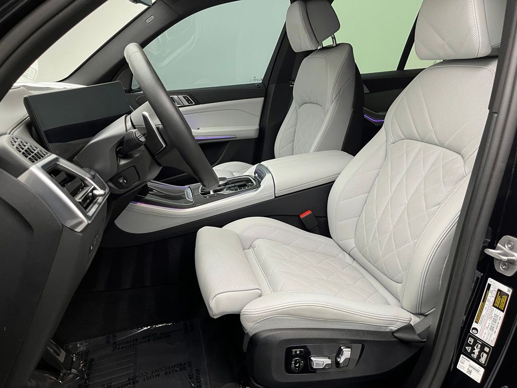 Thumbnail: 2026 BMW X5 - 9