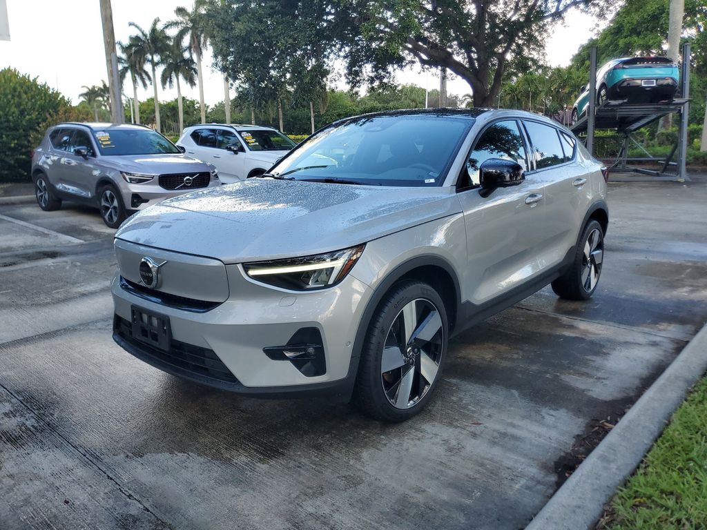 used 2023 Volvo C40 Recharge Pure Electric car, priced at $24,695