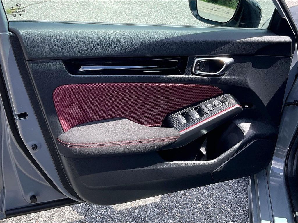 2025 Honda Civic Si — photo 9