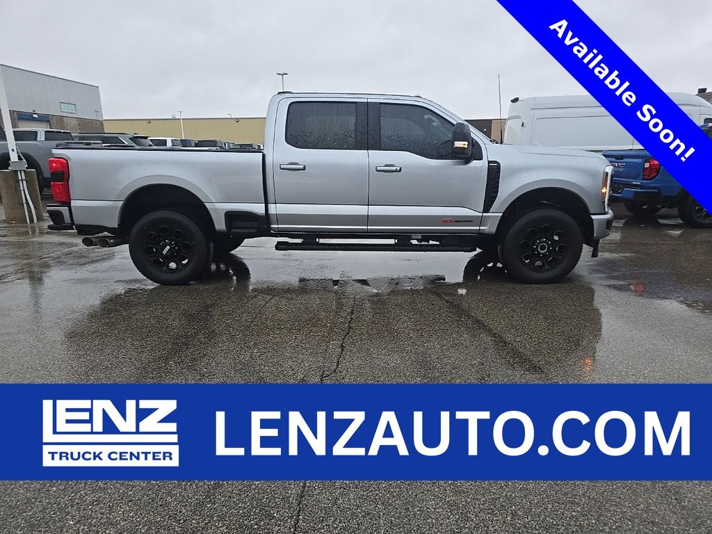 Iconic Silver Metallic 2024 Ford F-250 Super Duty Lariat Crew Cab 4WD Pickup Truck Four-Wheel Drive Automatic