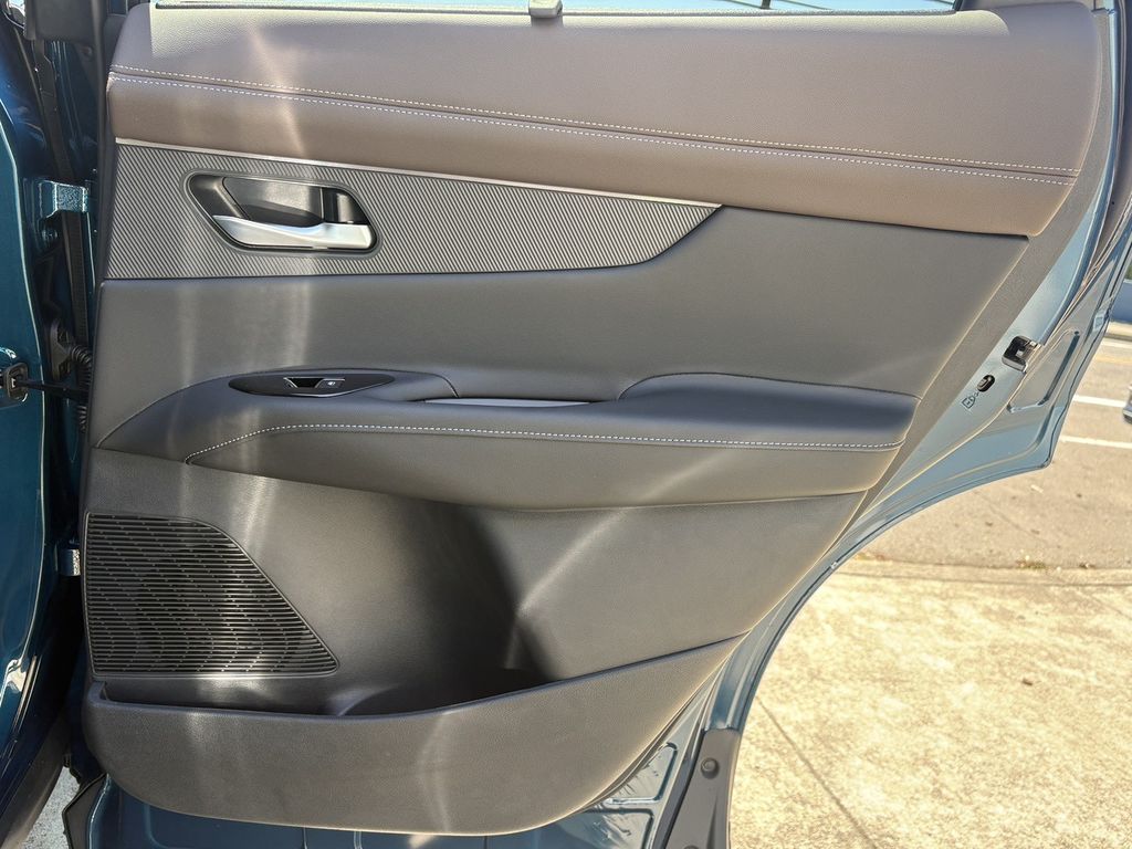 2025 Nissan Murano Platinum