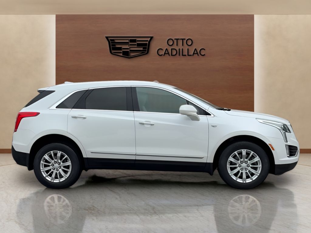 used 2018 Cadillac XT5 car, priced at $19,500