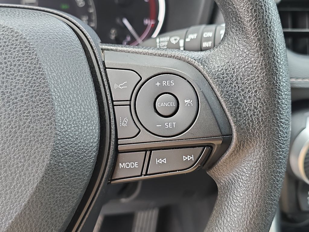 2024 Ice Cap Toyota RAV4 XLE FWD SUV