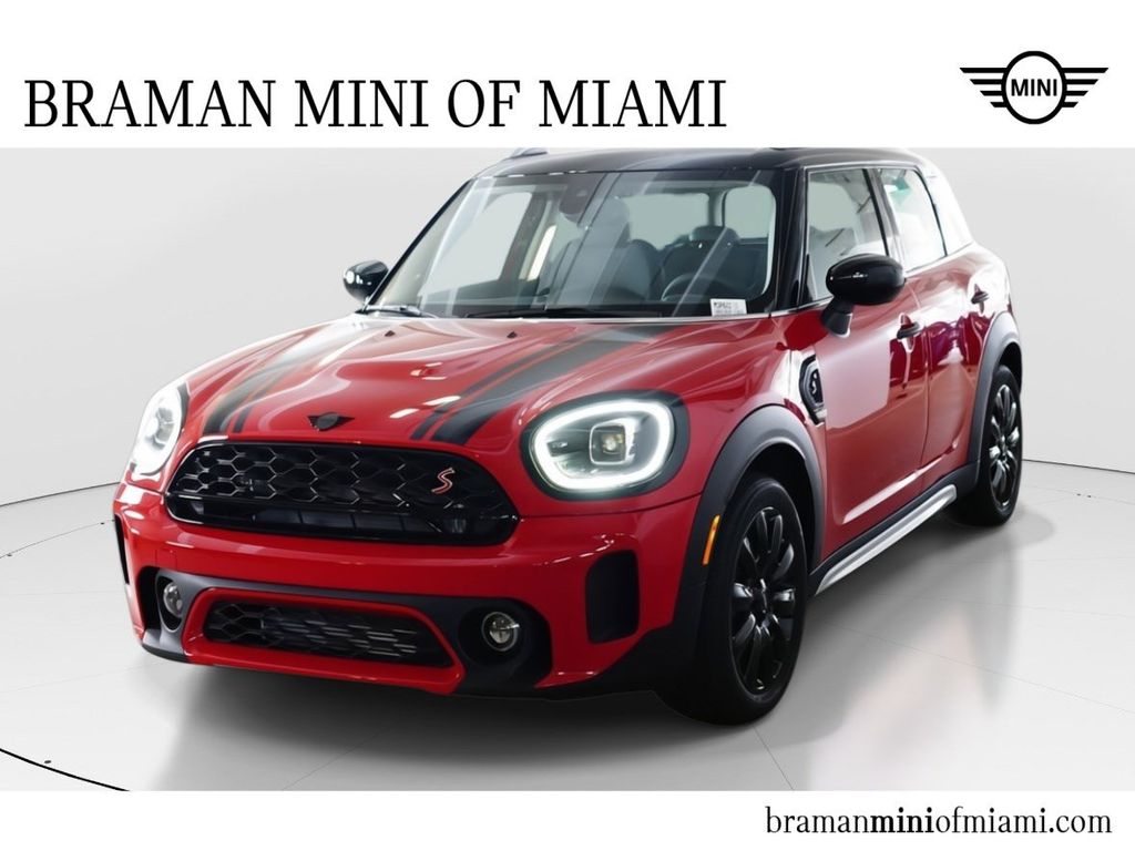 2024 MINI Countryman Cooper S's photo
