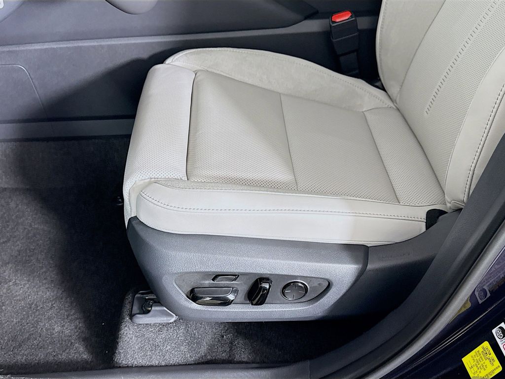 Thumbnail: 2026 Lexus TX - 21