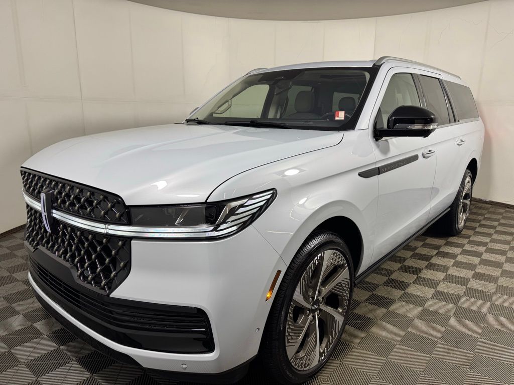 Crystal White 2025 Lincoln Navigator SUV / Crossover Four-Wheel Drive Automatic