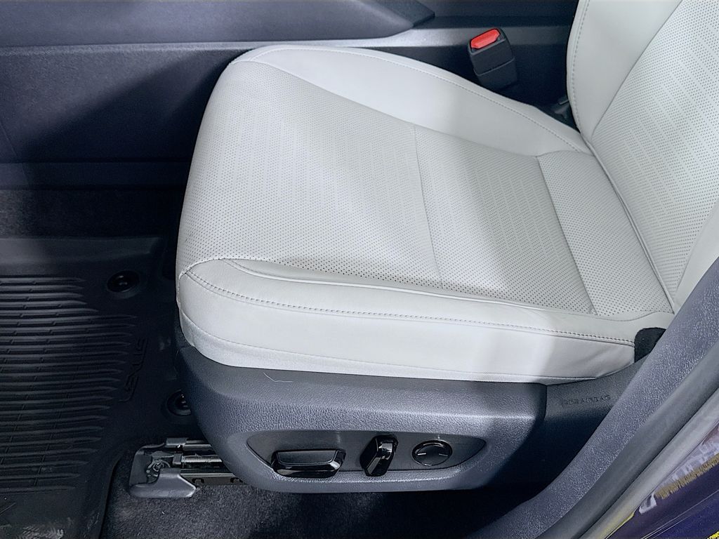 Thumbnail: 2025 Lexus TX - 20