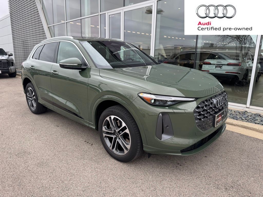 District Green Metallic 2025 Audi Q5 quattro Premium Plus 40 TFSI SUV / Crossover All-Wheel Drive 7-Speed Automatic
