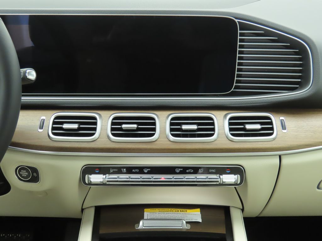 Thumbnail: 2026 Mercedes-Benz GLE - 14