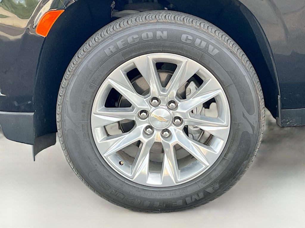 Used 2021 Black Chevrolet Premier image 34