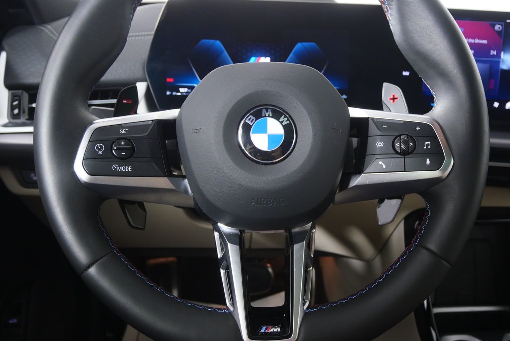 Thumbnail: 2025 BMW X2 - 18