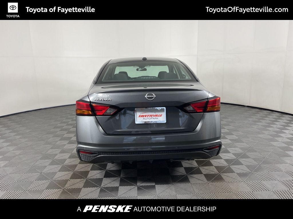 Thumbnail: 2025 Nissan Altima - 8