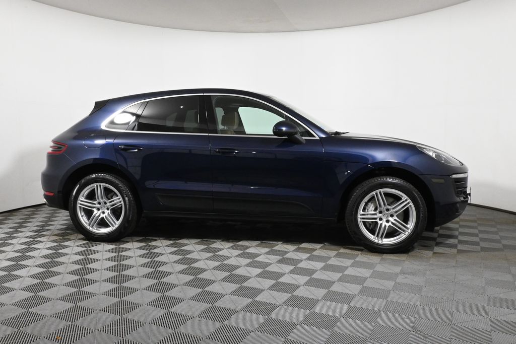 Thumbnail: 2018 Porsche Macan - 8