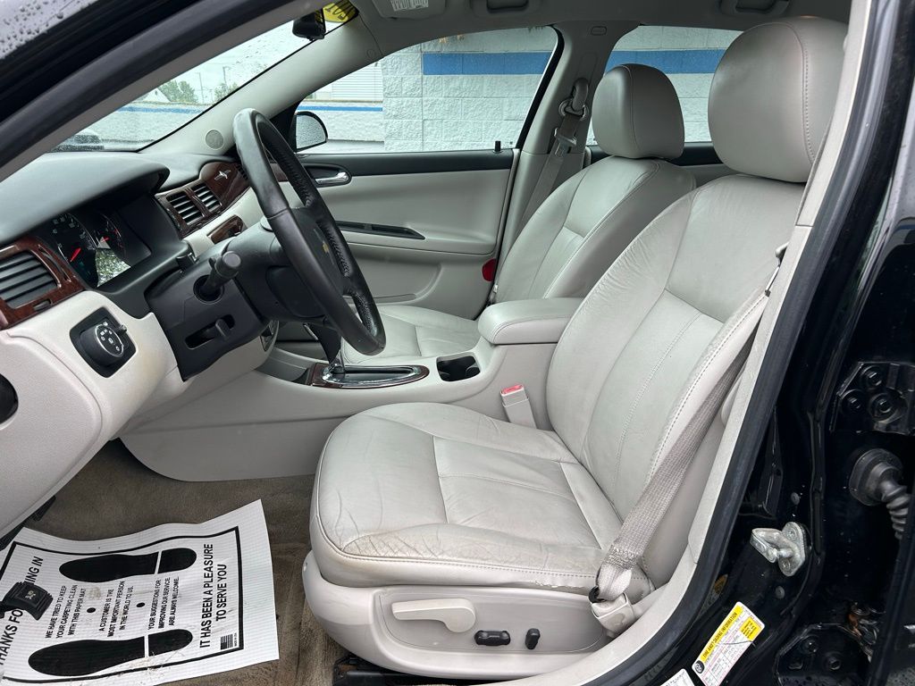 2011 Chevrolet Impala LTZ 15
