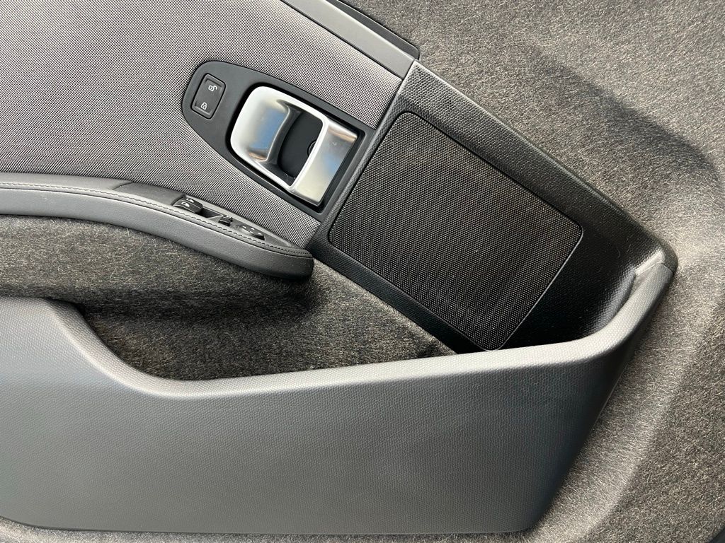 Thumbnail: 2019 BMW i3 - 22
