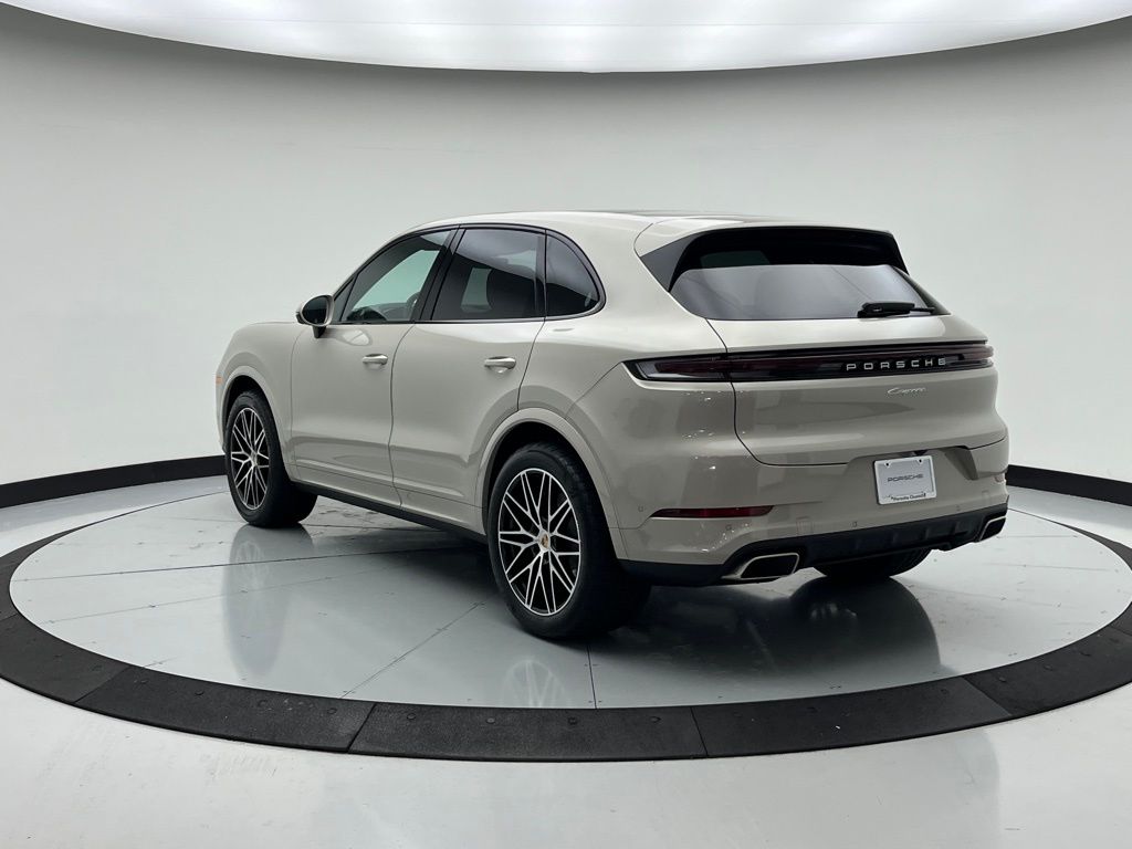 Thumbnail: 2026 Porsche Cayenne - 3