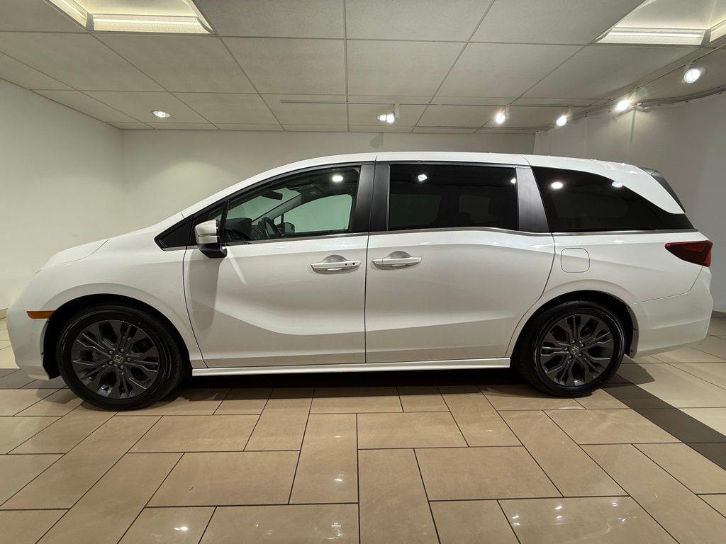 Thumbnail: 2025 Honda Odyssey - 2