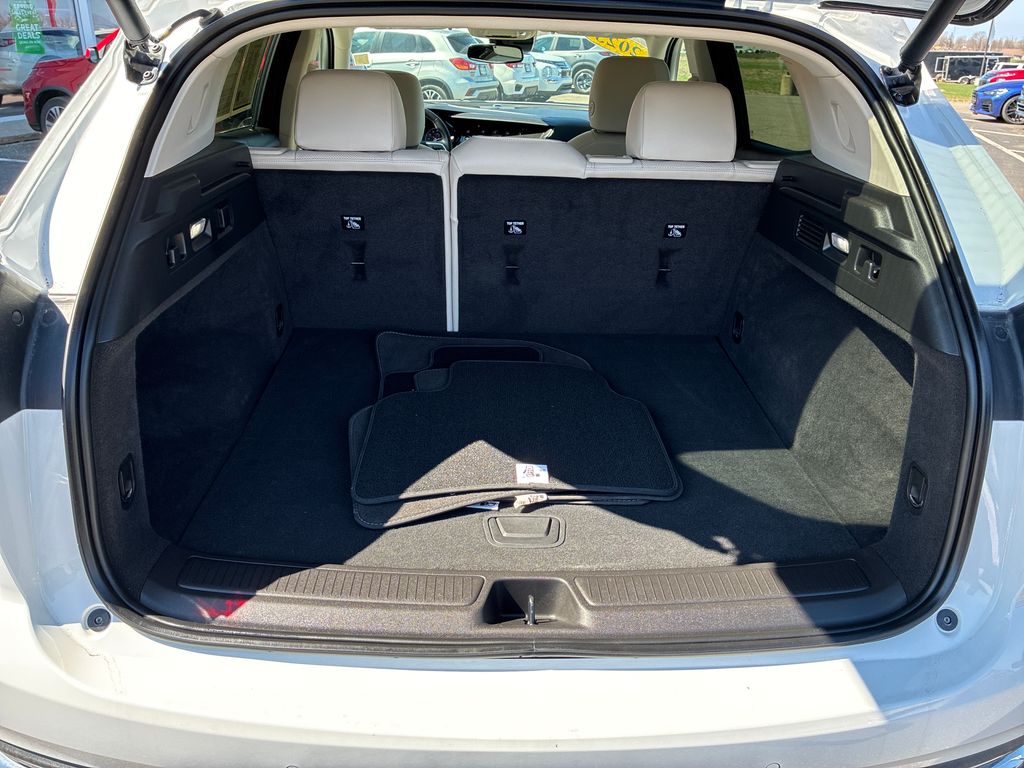 2023 Buick Envision Essence White at South Hills Kia