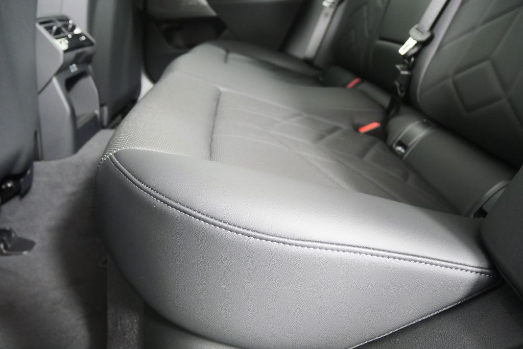 Thumbnail: 2026 BMW i5 - 14