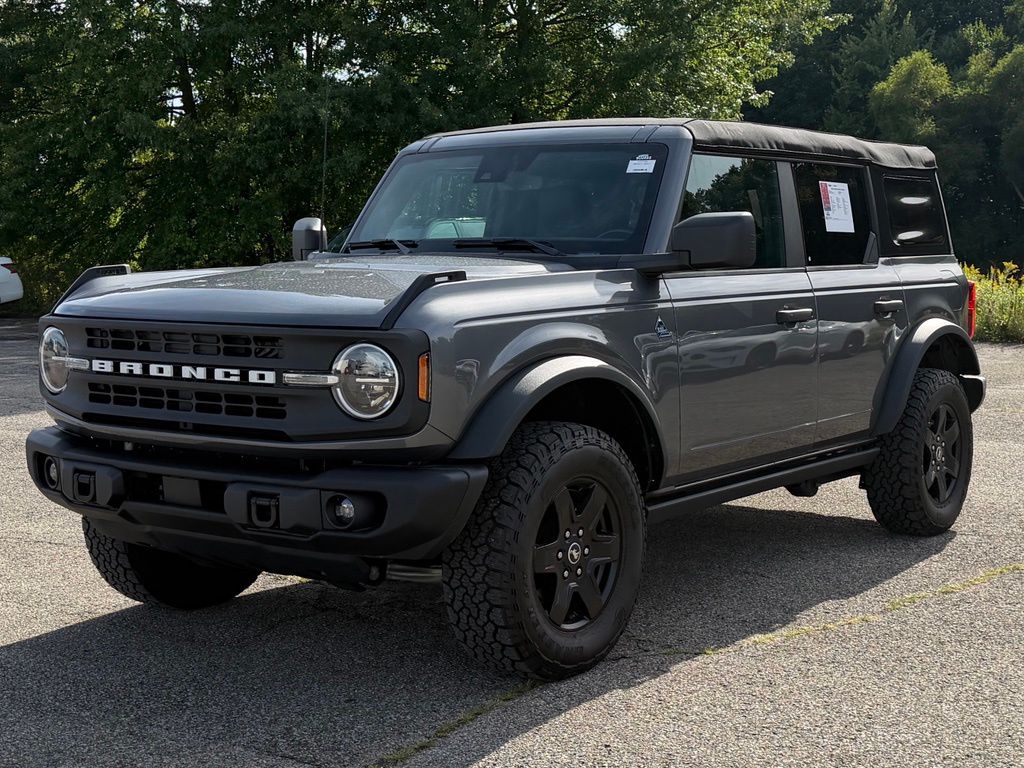 2023 Ford Bronco Black Diamond 4-Door 4WD