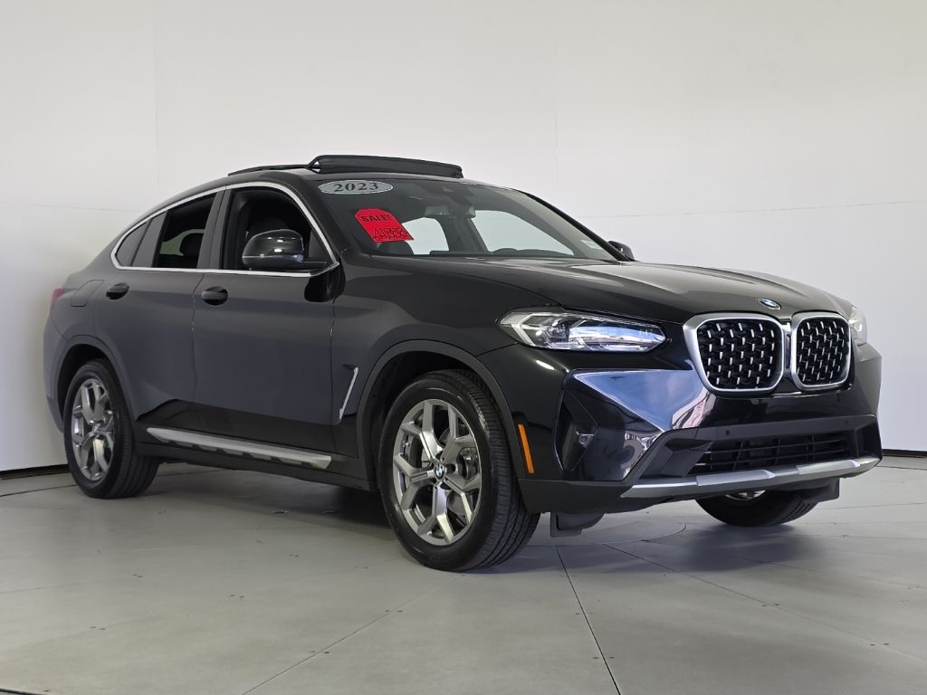 Thumbnail: 2023 BMW X4 - 4