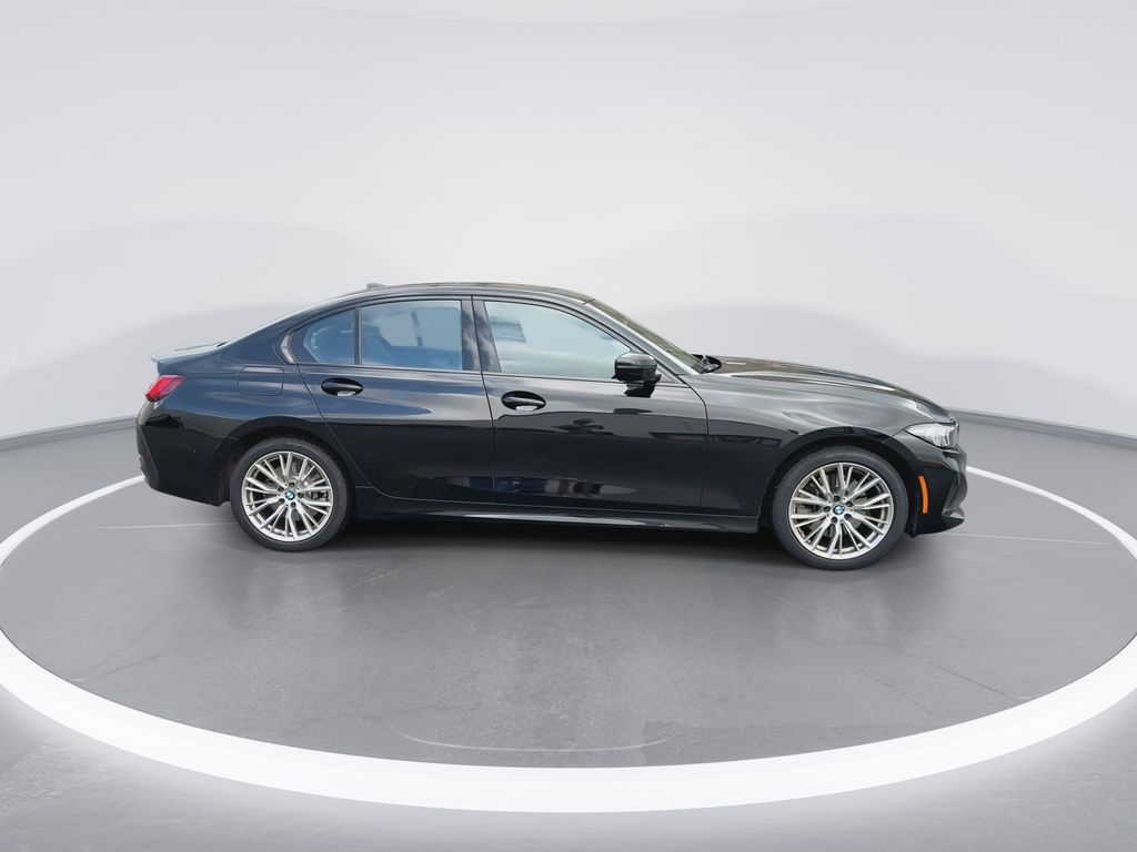 Thumbnail: 2023 BMW 3 Series - 9