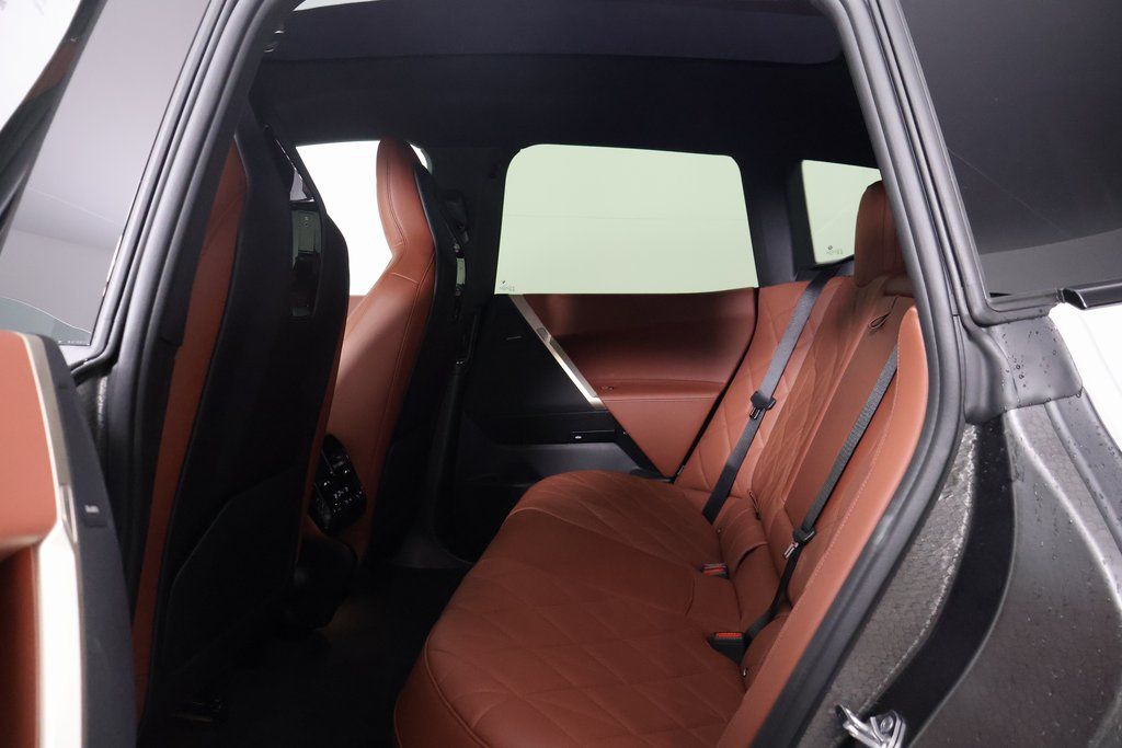 Thumbnail: 2026 BMW iX - 6