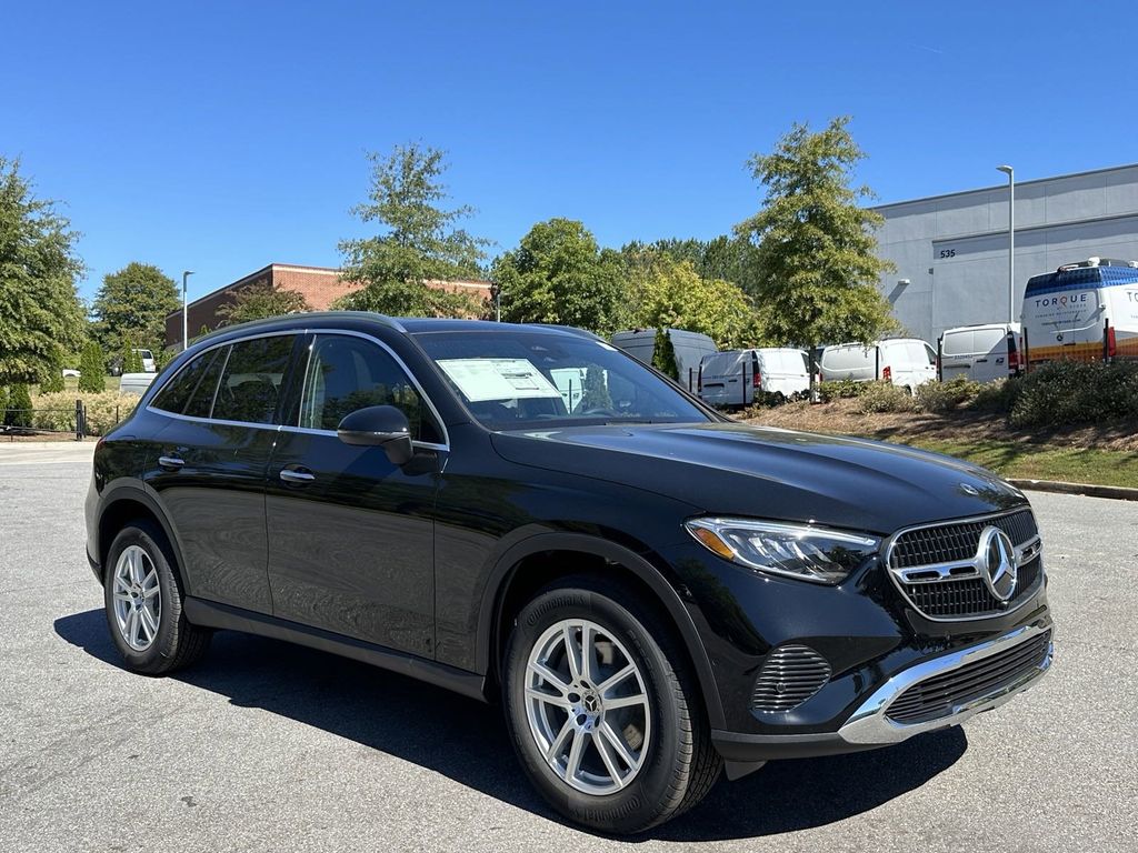 2025 Mercedes-Benz GLC GLC 300 2