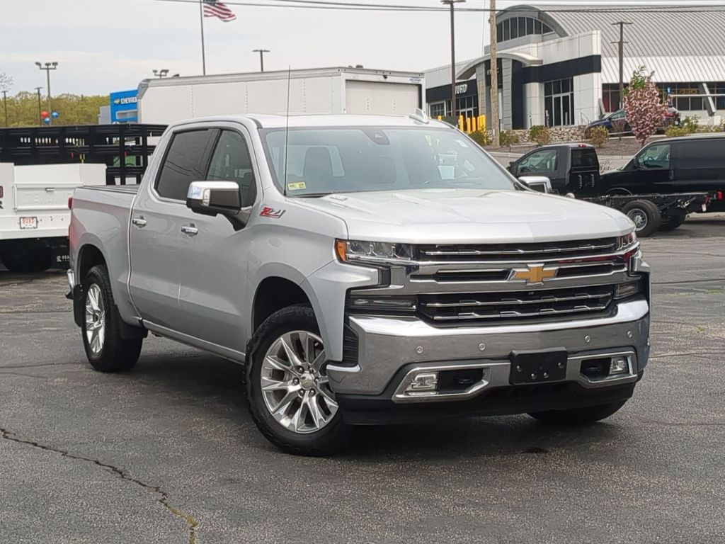 Silver Ice Metallic 2020 Chevrolet Silverado 1500 LTZ Crew Cab 4WD Pickup Truck Four-Wheel Drive Automatic