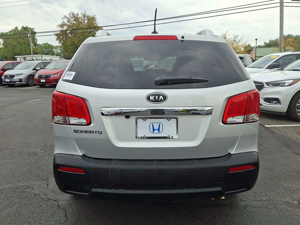 Thumbnail: 2013 Kia Sorento - 5