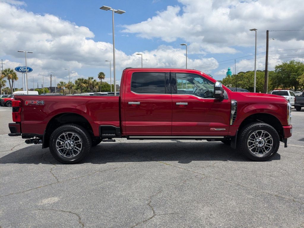 2025 Ford F-250 Super Duty Platinum