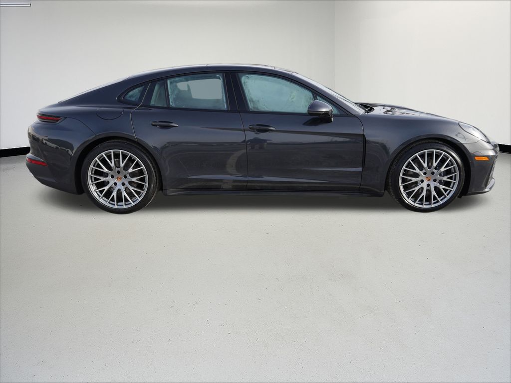 Thumbnail: 2026 Porsche Panamera - 8