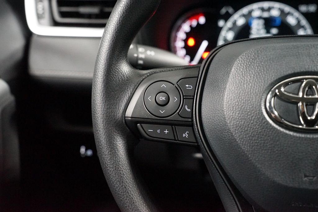 Thumbnail: 2025 Toyota RAV4 - 14