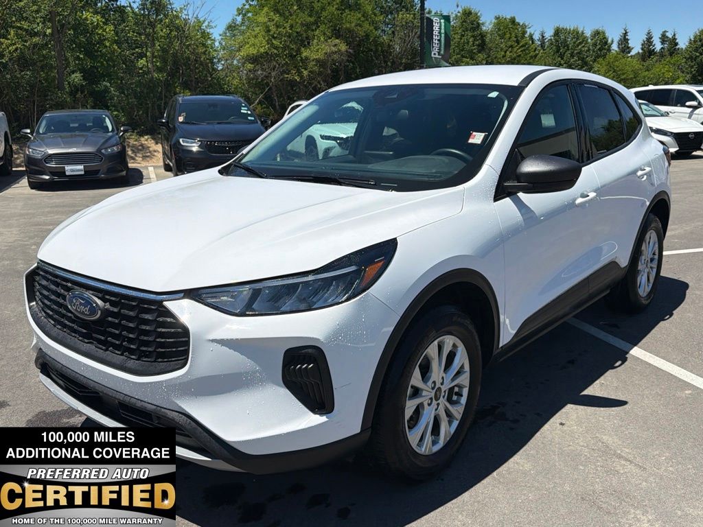 Oxford White 2025 Ford Escape Active AWD SUV / Crossover All-Wheel Drive 8-Speed Automatic