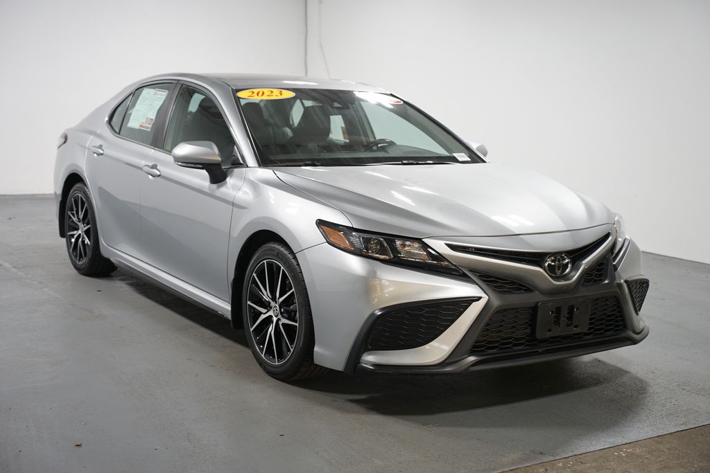 Thumbnail: 2023 Toyota Camry - 3