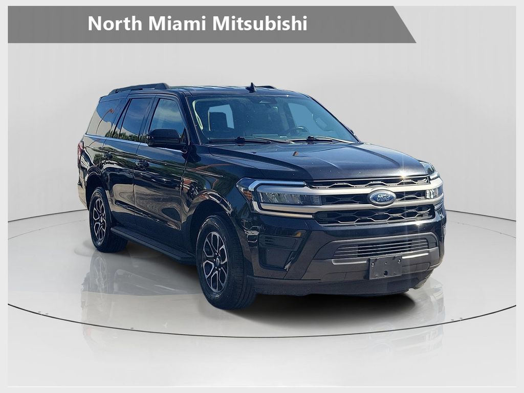 2024 Ford Expedition Negro (Black Metallic) SUV/Crossover 4X2 Automática