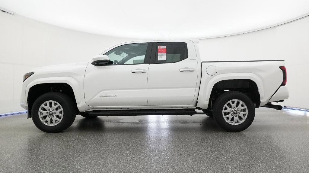 Thumbnail: 2025 Toyota Tacoma - 18