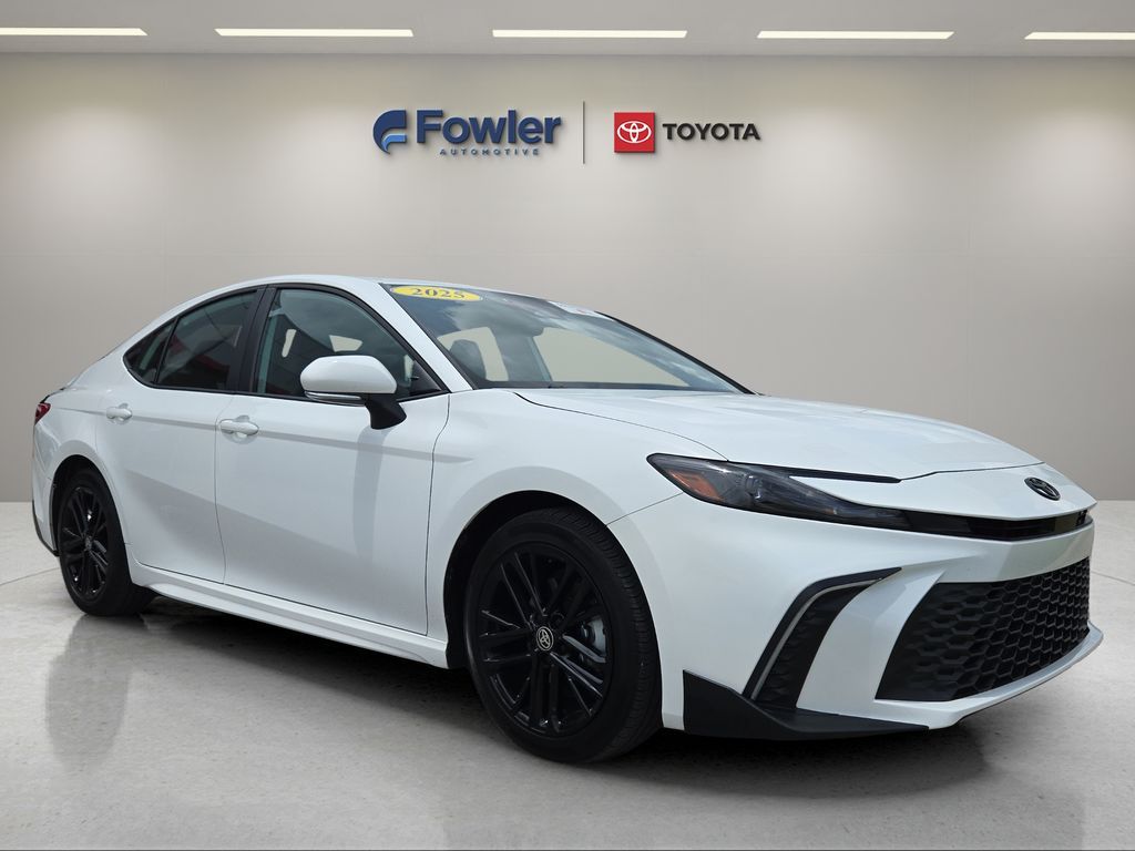 Ice Cap 2025 Toyota Camry SE FWD Sedan Front-Wheel Drive Continuously Variable Transmission