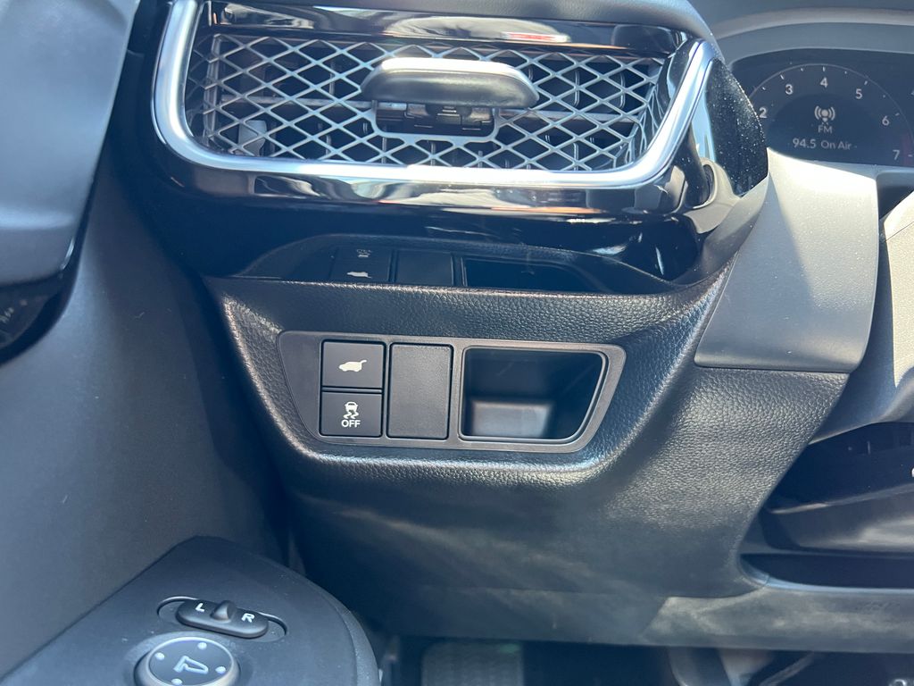 Thumbnail: 2025 Acura ADX - 16