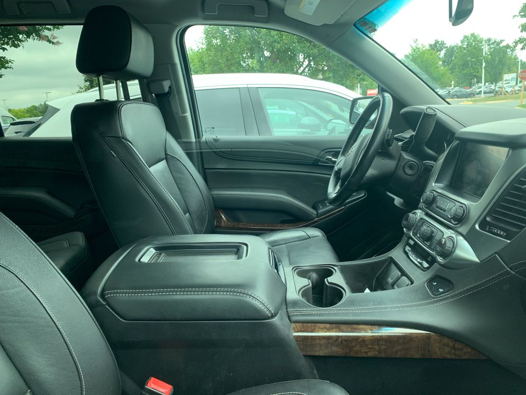 Thumbnail: 2020 Chevrolet Suburban - 4