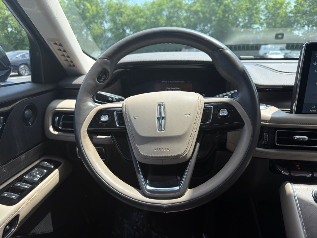 Thumbnail: 2021 Lincoln Aviator - 13