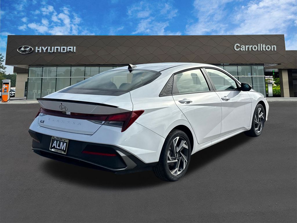 Certified Used 2025 White Hyundai SEL Sport image 5